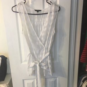 Banana public wrap top